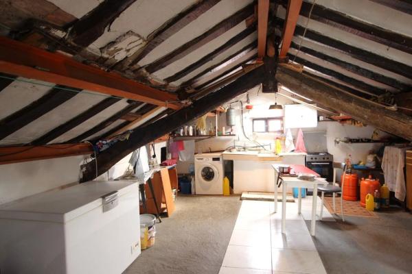 Casa independiente en calle Benito Pérez Galdós