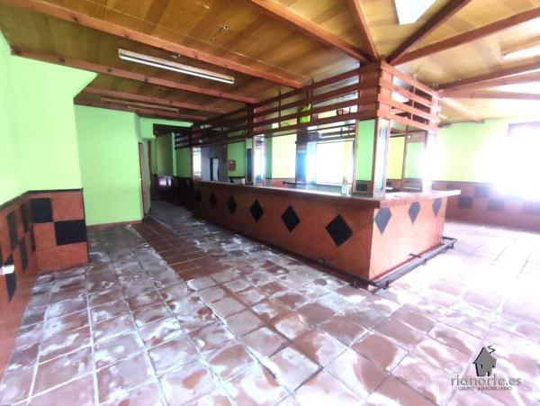 Casa independiente en calle Domingo García Regueral