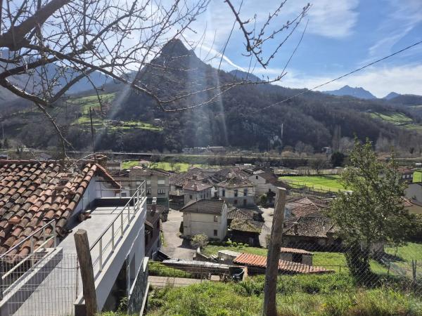 Casa de pueblo en Lugar Condado