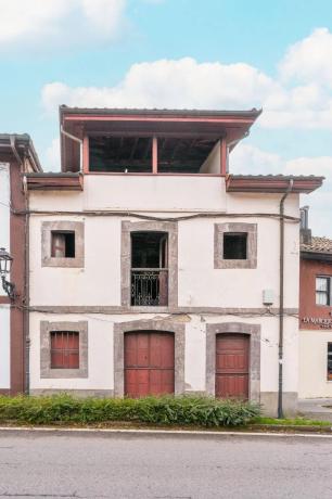 Casa independiente en Rioseco, 85