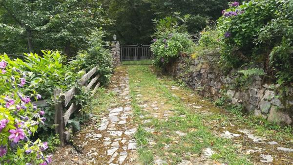 Casa independiente en bezanes