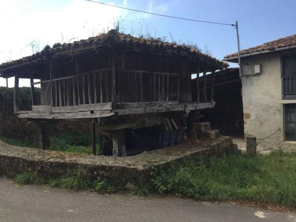 Casa de pueblo en La Acebal, 2