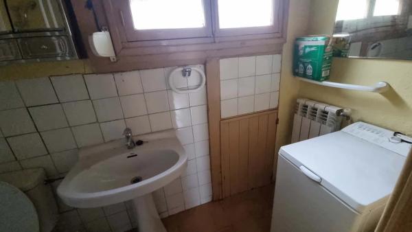 Casa independiente en calle Manuel González Vigil