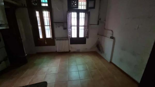 Casa independiente en calle Manuel González Vigil