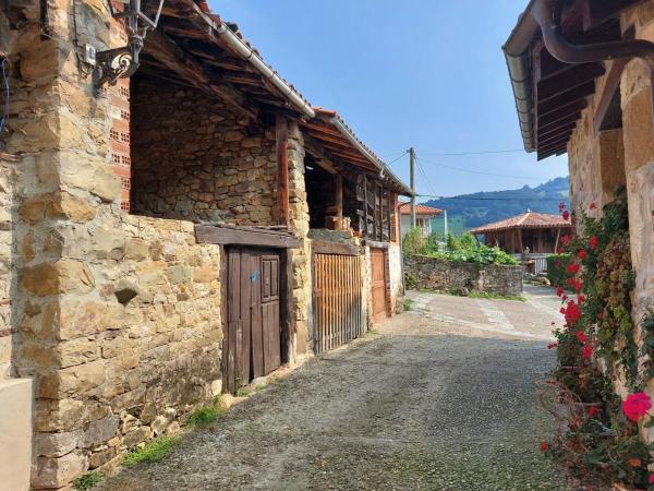 Casa de pueblo en Soto de Agues, 204