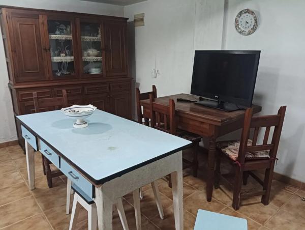 Casa de pueblo en Caserio Viescabozada