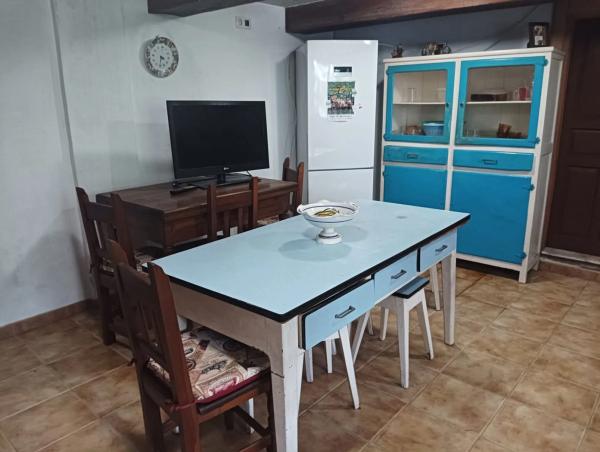 Casa de pueblo en Caserio Viescabozada