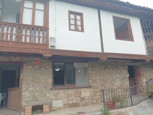 Casa de pueblo en Caserio Viescabozada