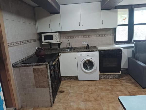 Casa de pueblo en Caserio Viescabozada