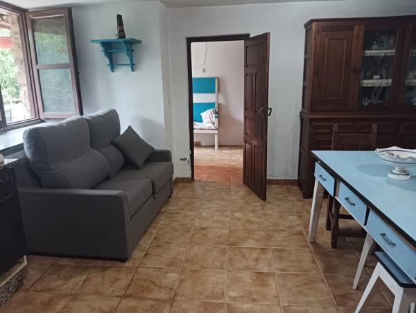 Casa de pueblo en Caserio Viescabozada