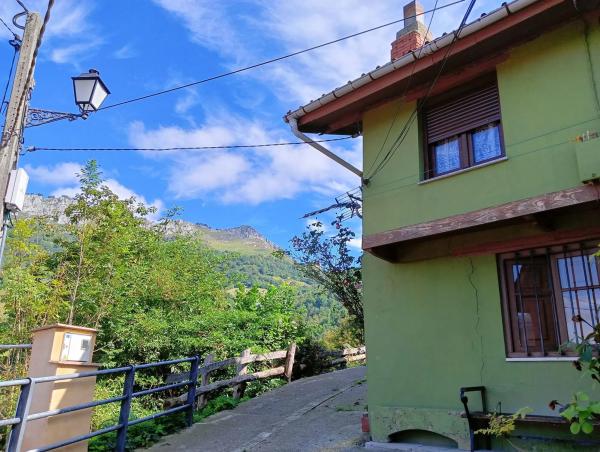 Casa de pueblo en plaza La, 25