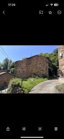 Casa de pueblo en Abantro, 99