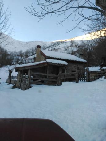 Casa de pueblo en Sobrescobio s/n