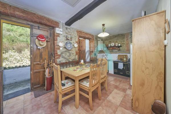 Casa independiente en Lugar Roiles