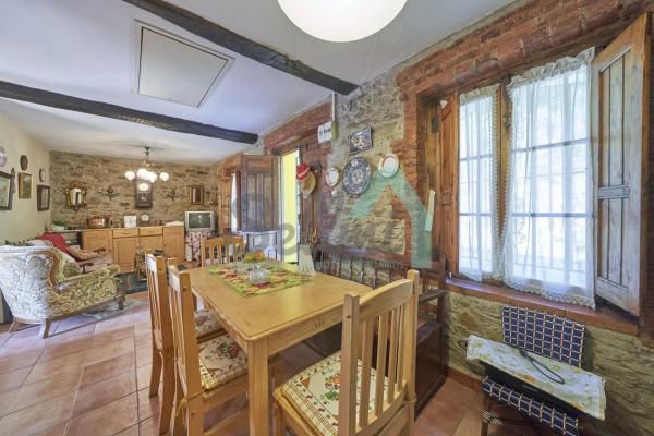 Casa independiente en Lugar Roiles