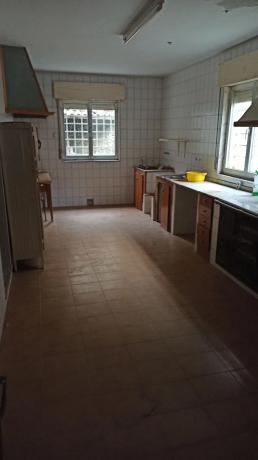 Caserón en carretera la collaona, 1