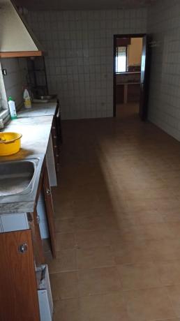 Caserón en carretera la collaona, 1