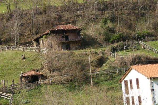 Casa independiente en Lugar Belerda, 33
