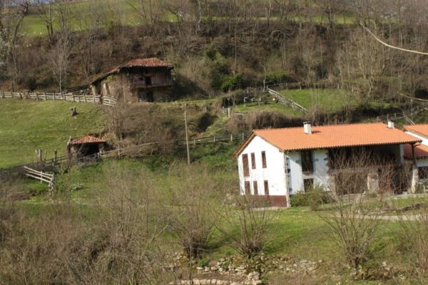 Casa independiente en Lugar Belerda, 33