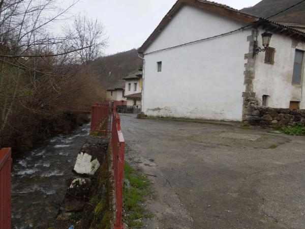 Casa independiente en tarna s/n