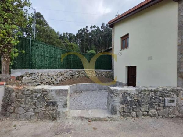 Casa independiente en calle Naves