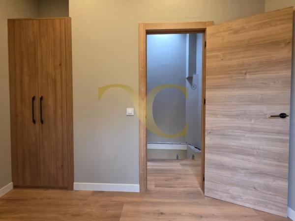 Casa independiente en calle Naves