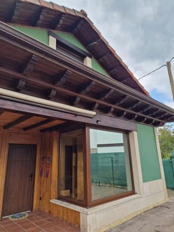 Casa independiente en calle Mestas de Con, 30