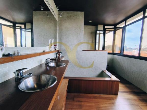 Casa independiente en calle la Guía