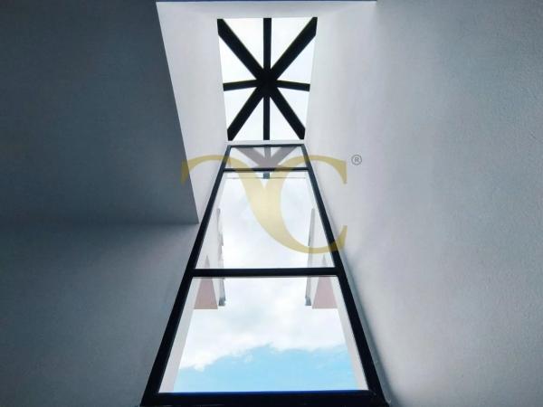 Casa independiente en calle la Guía