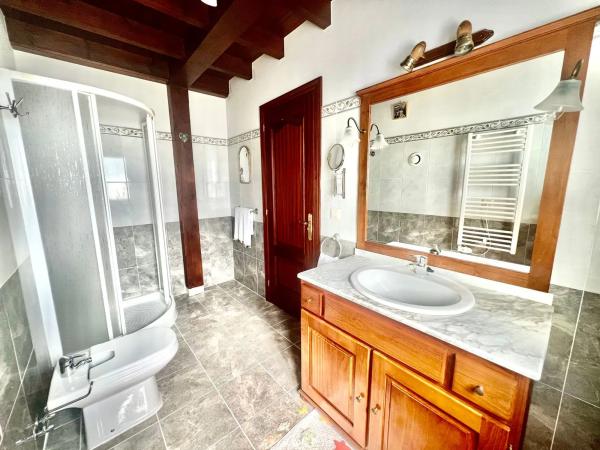 Casa independiente en calle Covielles, 106