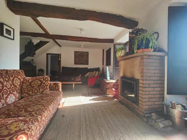 Caserón en Lugar Miyares, 1