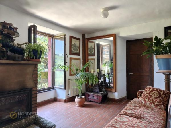 Caserón en Lugar Miyares, 1