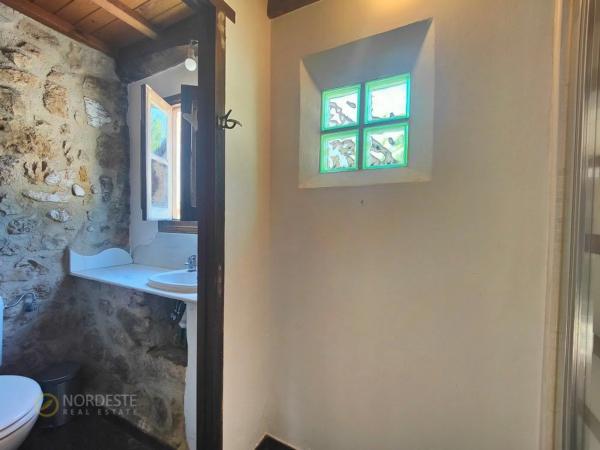 Caserón en Lugar Miyares, 1