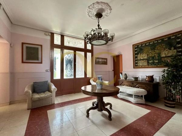 Casa independiente en Borines - Sieres