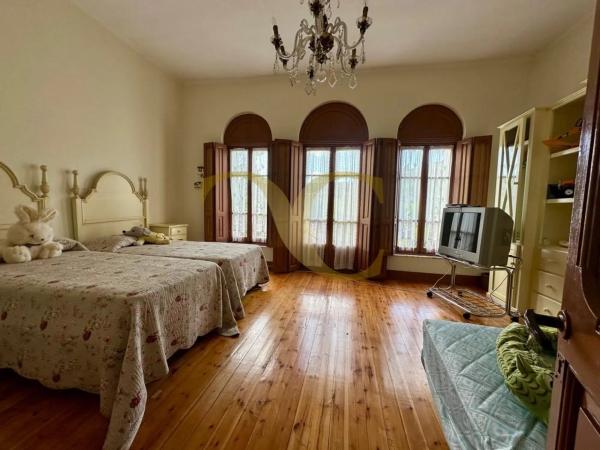 Casa independiente en Borines - Sieres