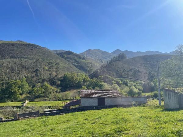 Casa independiente en Lugar la Borbolla