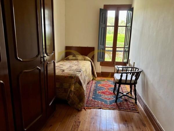 Casa independiente en Borines - Sieres