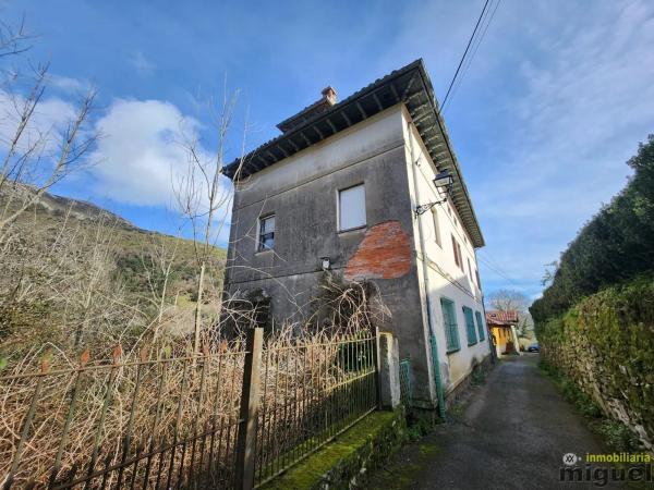 Casa de pueblo en Abandames