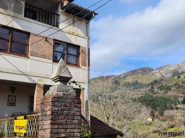 Casa de pueblo en Abandames