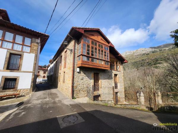 Casa de pueblo en Abandames