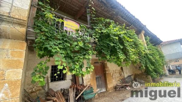 Casa de pueblo en Narganes