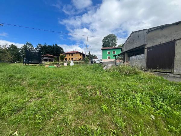 Casa de pueblo en Pi-3