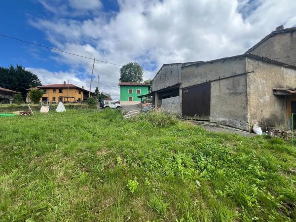 Casa de pueblo en Pi-3