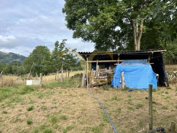 Casa independiente en Lugar Miyares