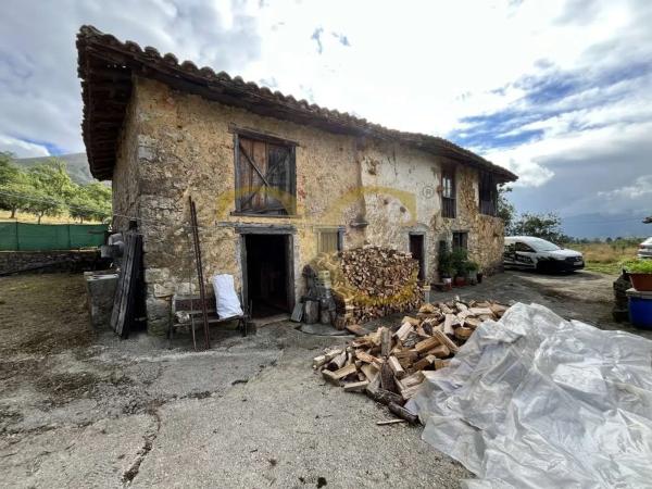 Casa independiente en Lugar Miyares