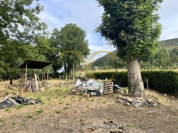 Casa independiente en Lugar Miyares