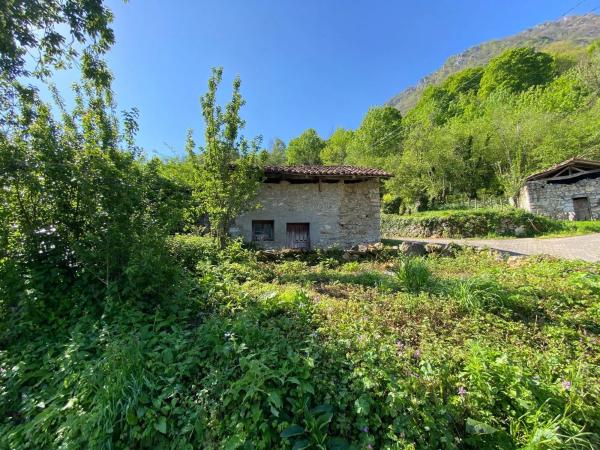 Casa independiente en Vía