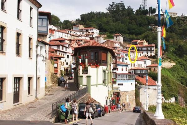 Casa de pueblo en Barrio la Nansa, 448