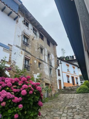 Casa de pueblo en Barrio la Nansa, 448