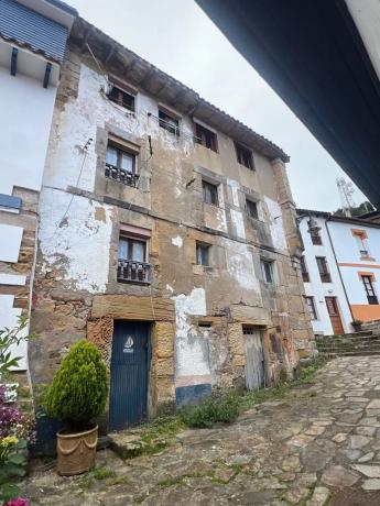 Casa de pueblo en Barrio la Nansa, 448